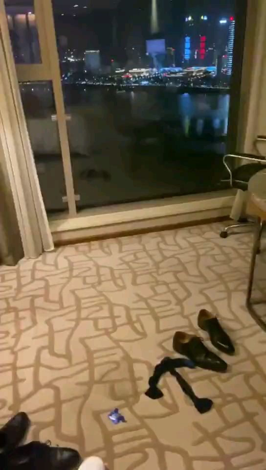 职业小哥哥酒店猛打桩带劲
