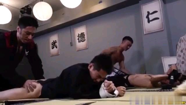 肌肉网黄下海四人群交